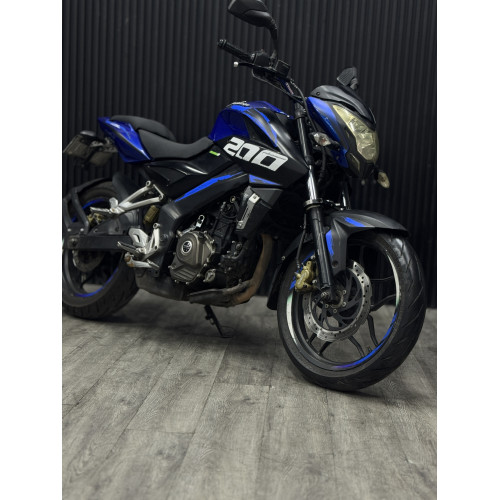 PULSAR NS 200 2018